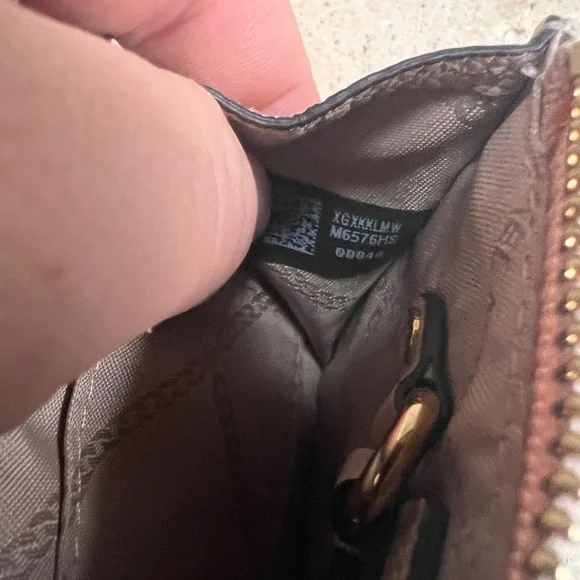 MICHAEL KORS Pink Leather Coin Purse, Card Holder Wristlet - Picture 12 of 12